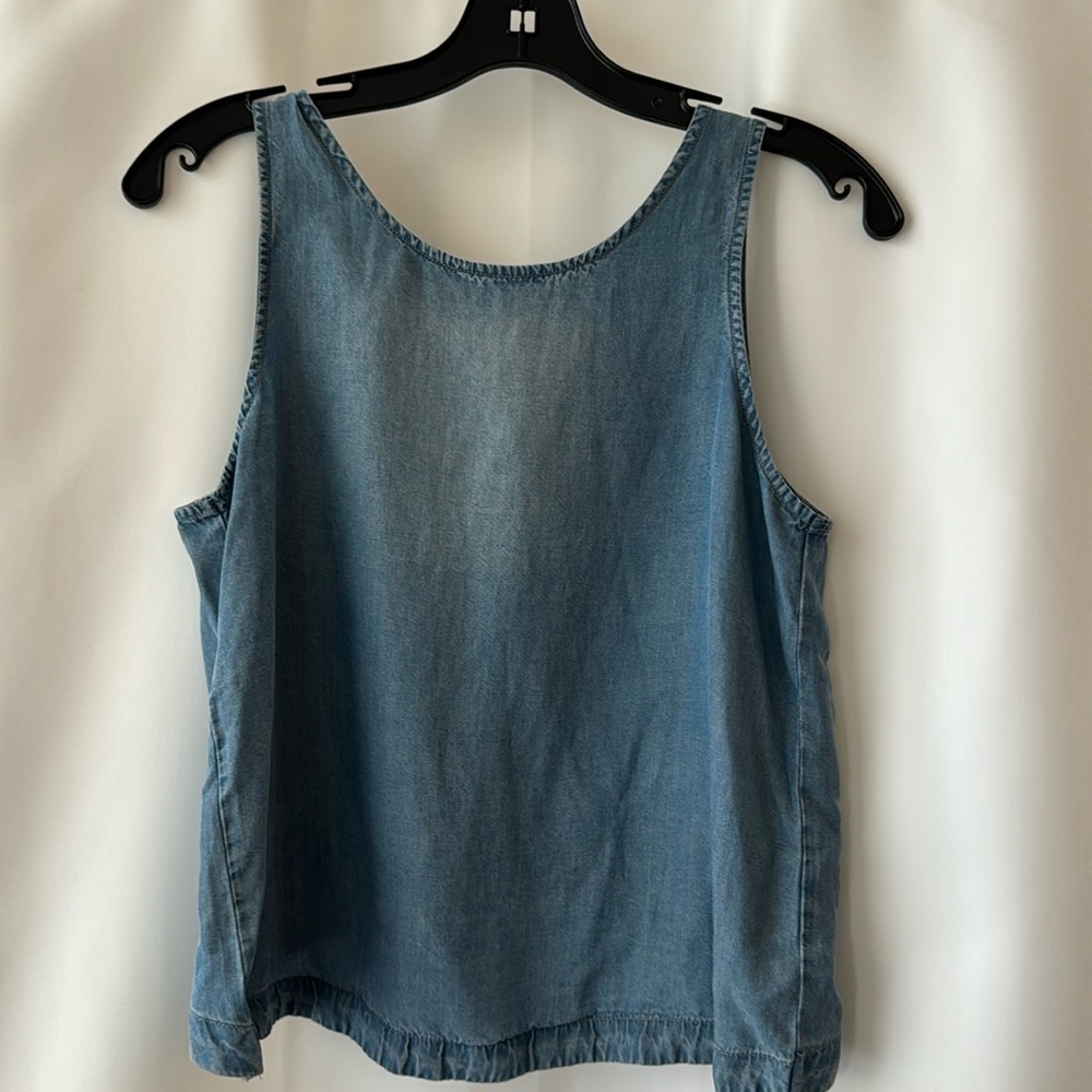 BB DAKOTA TOP - Picture 1 of 3